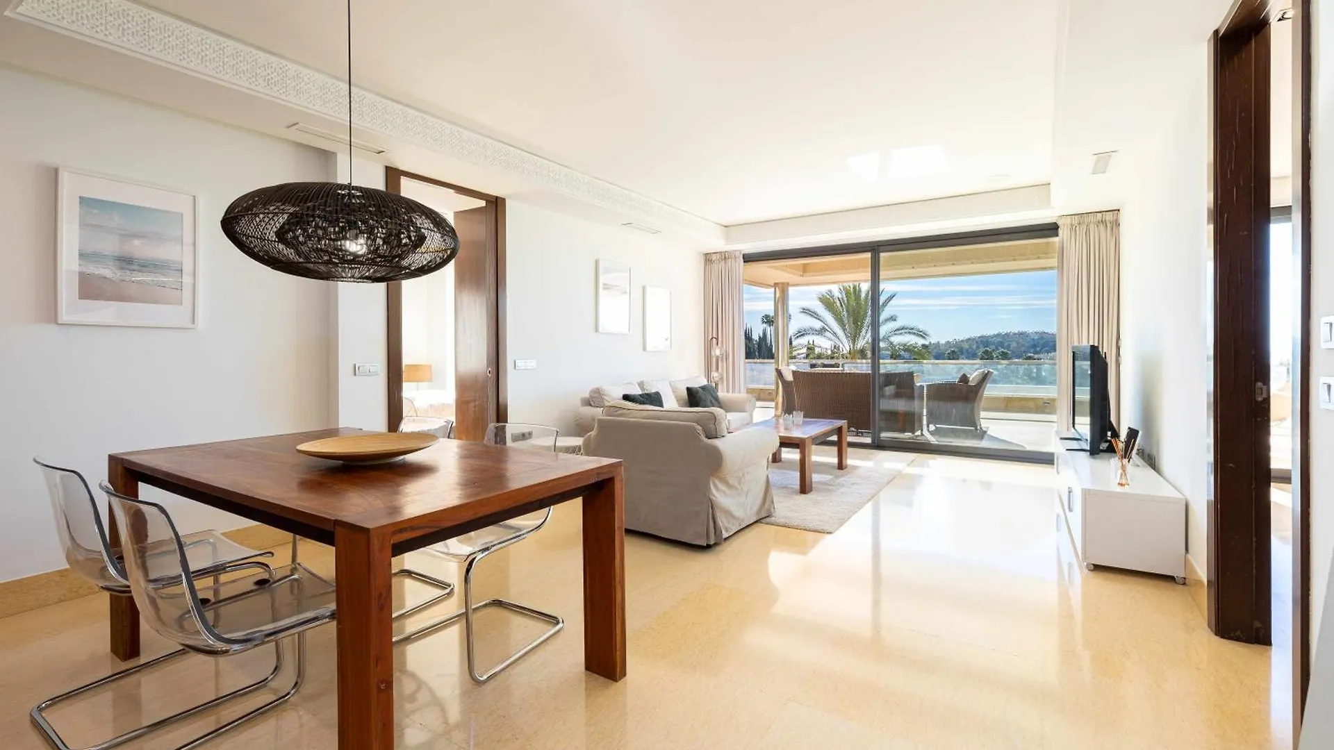 דירות Marbella Heights